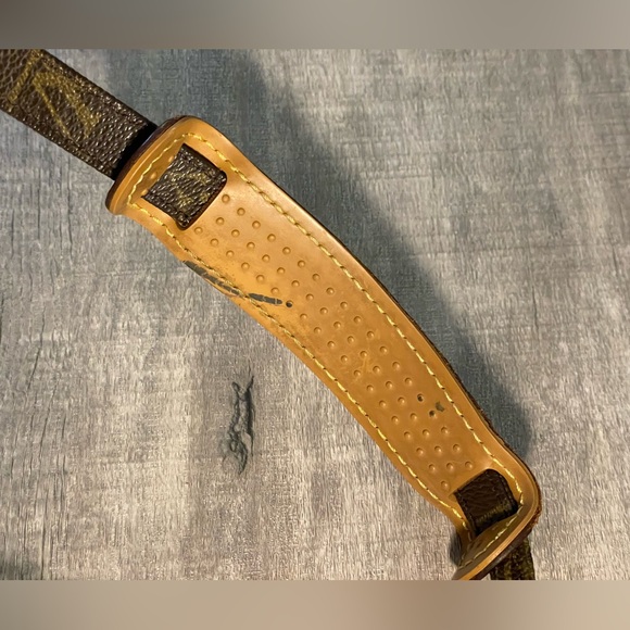 SOLD: Louis Vuitton Monogram Danube Crossbody w/ dust bag 💕Host Pick💕 - Picture 13 of 16